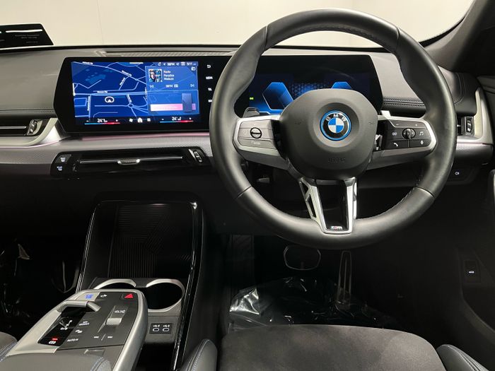 BMW iX1 2024