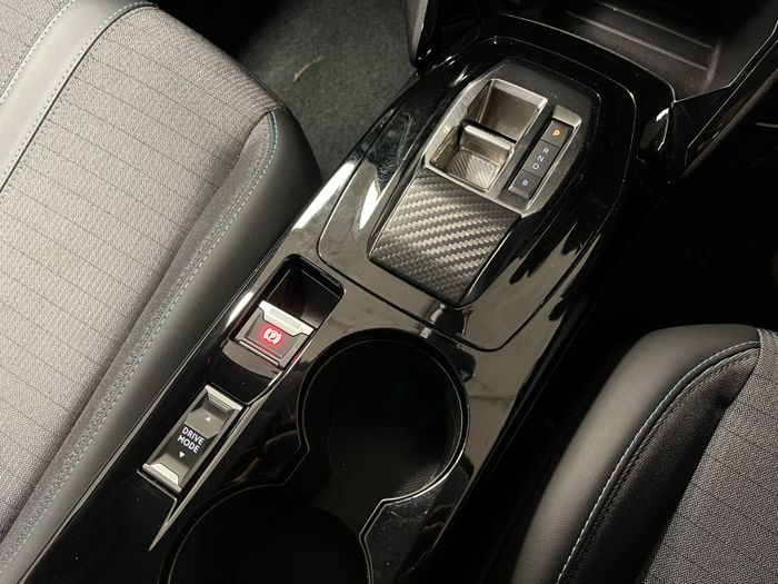 Peugeot 208 2023