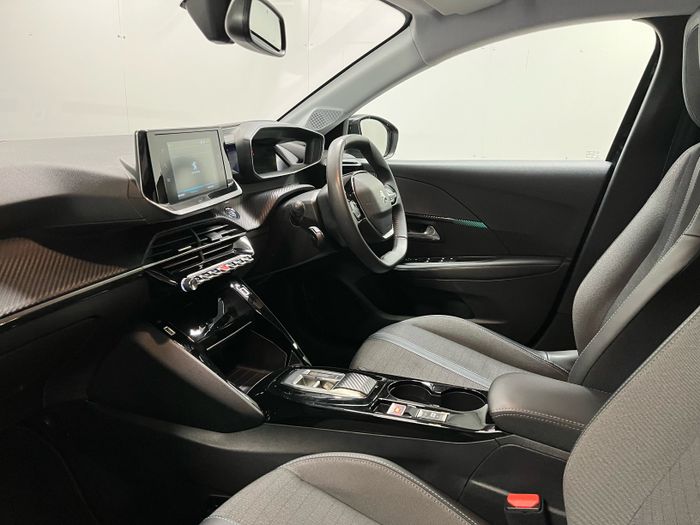 Peugeot 208 2023