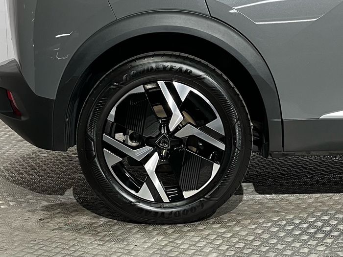 Peugeot 2008 2025