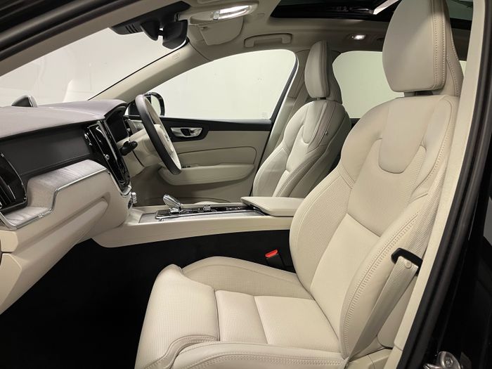 Volvo XC60 2024