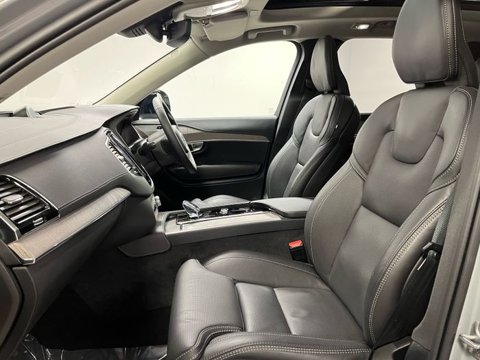 Volvo XC90 2024