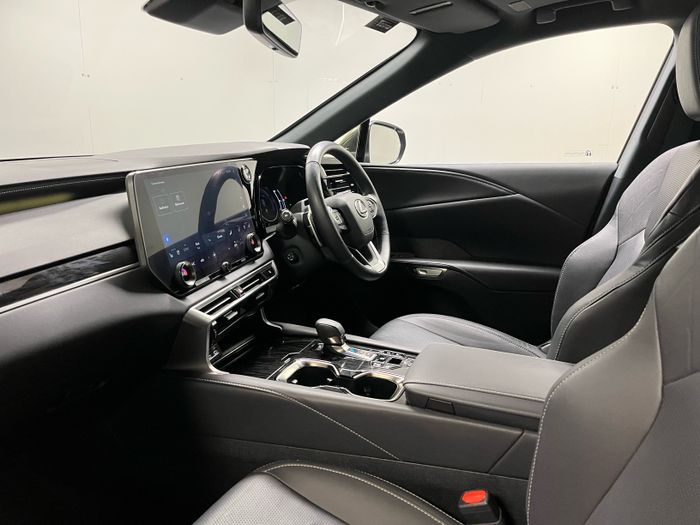 Lexus RX 2024