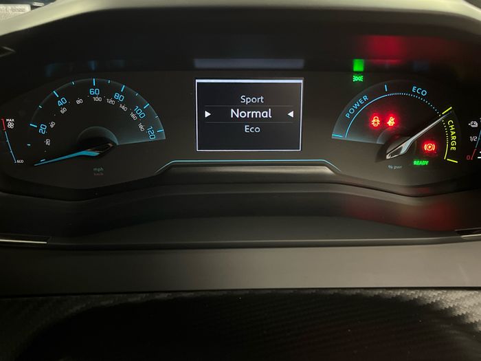 Peugeot 2008 2023