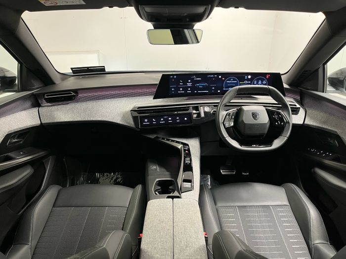Peugeot 5008 2025