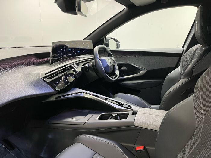 Peugeot 5008 2025