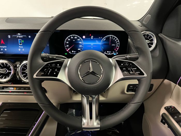 Mercedes-Benz GLA 2026