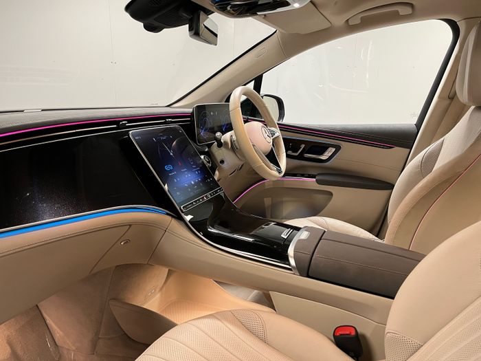 Mercedes-Benz EQS SUV 2023