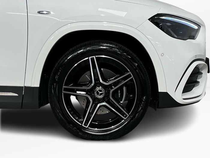 Mercedes-Benz GLA 2025