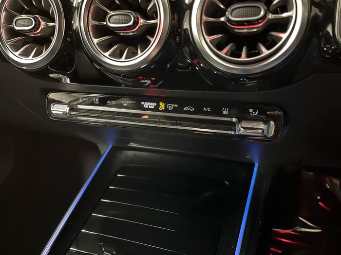 Mercedes-Benz GLA 2025