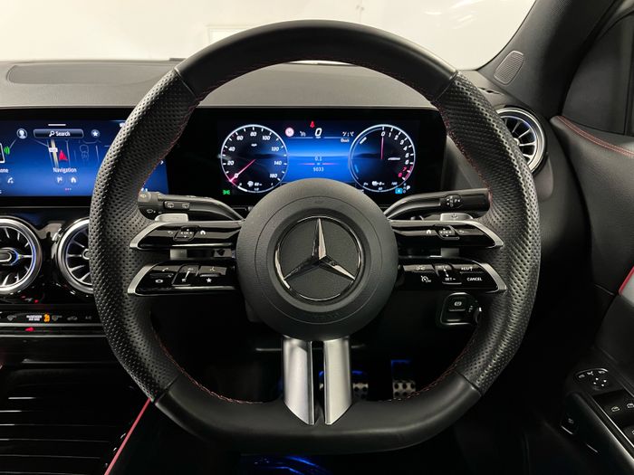 Mercedes-Benz GLA 2025