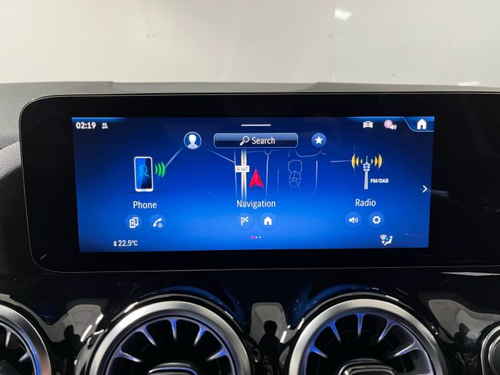 Mercedes-Benz GLA 2025