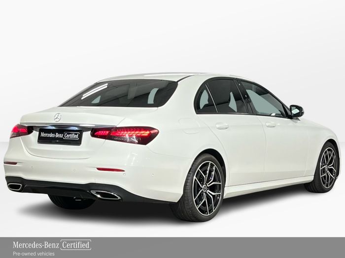 Mercedes-Benz E-Class 2022