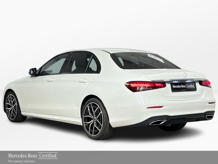 Mercedes-Benz E-Class 2022