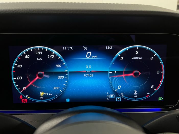 Mercedes-Benz E-Class 2022