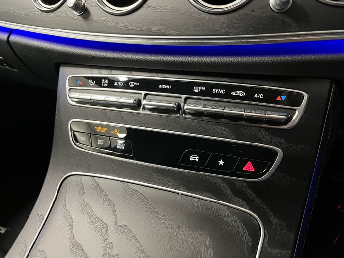 Mercedes-Benz E-Class 2022