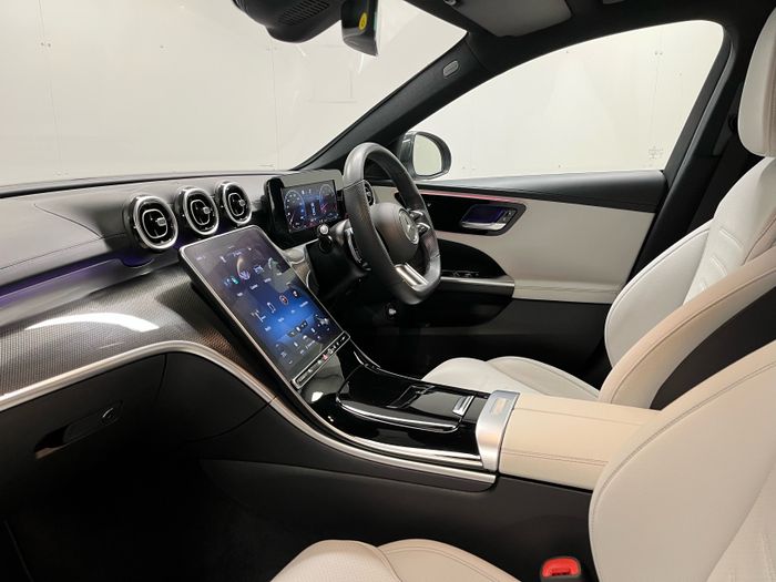 Mercedes-Benz C-Class 2022