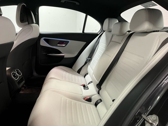Mercedes-Benz C-Class 2022
