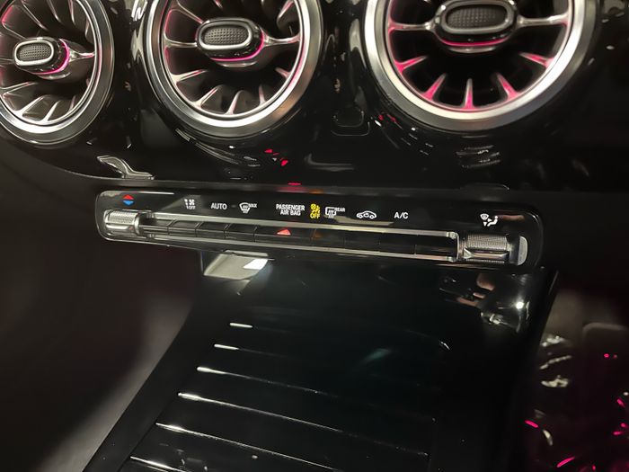 Mercedes-Benz CLA 2023