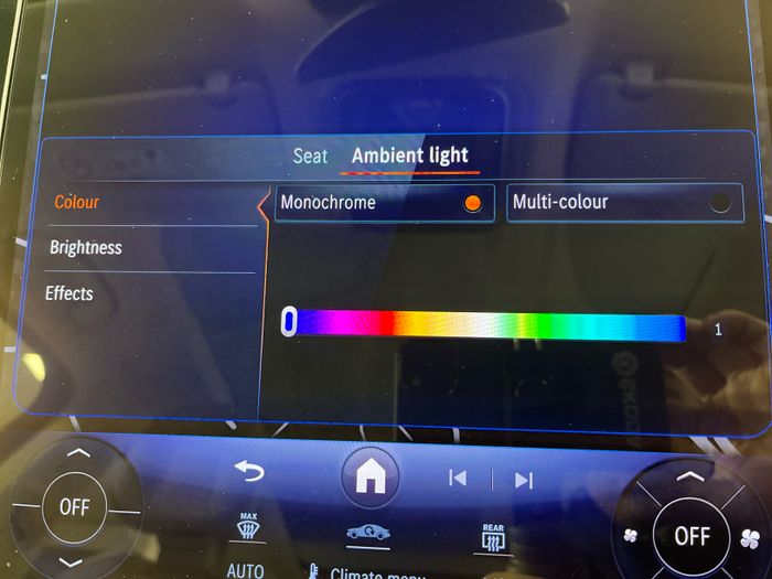 Mercedes-Benz EQS SUV 2025