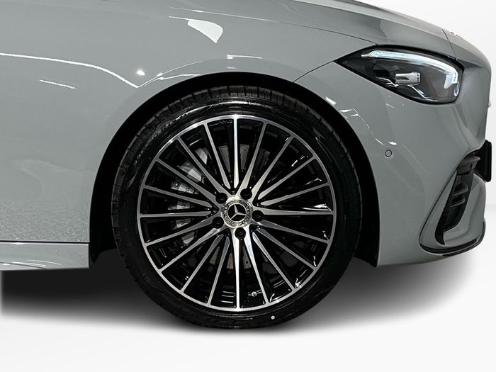 Mercedes-Benz C-Class 2026