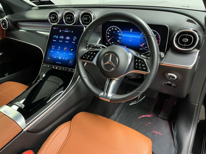 Mercedes-Benz GLC 2023