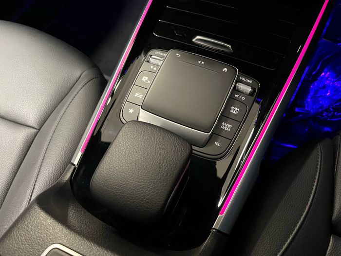 Mercedes-Benz EQB 2022