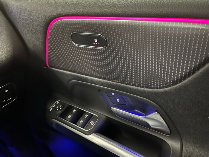 Mercedes-Benz EQB 2022