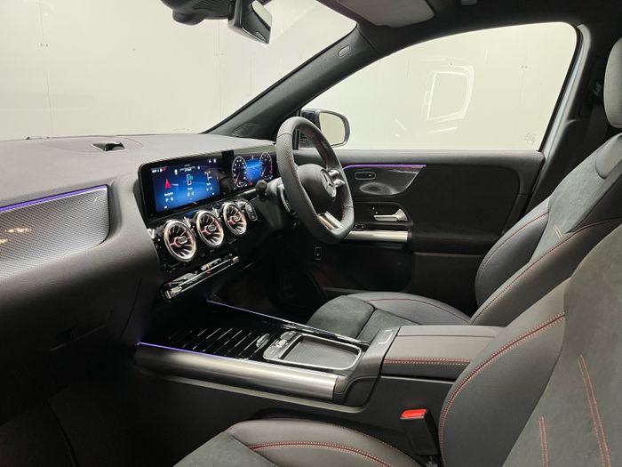 Mercedes-Benz GLA 2026