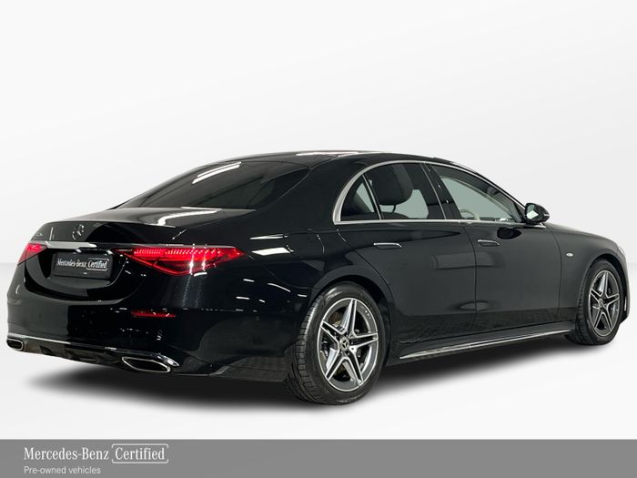 Mercedes-Benz S-Class 2025