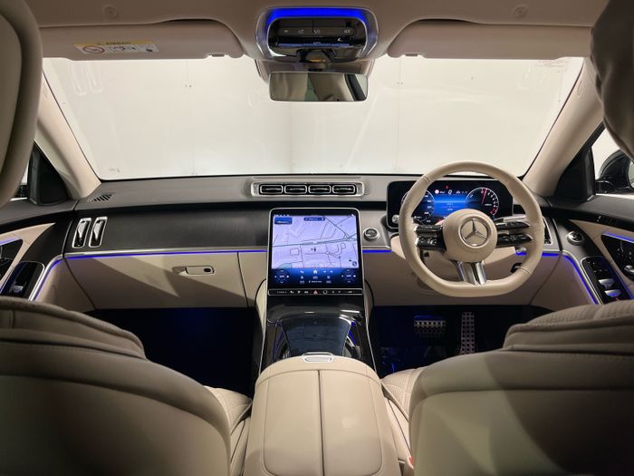 Mercedes-Benz S-Class 2025