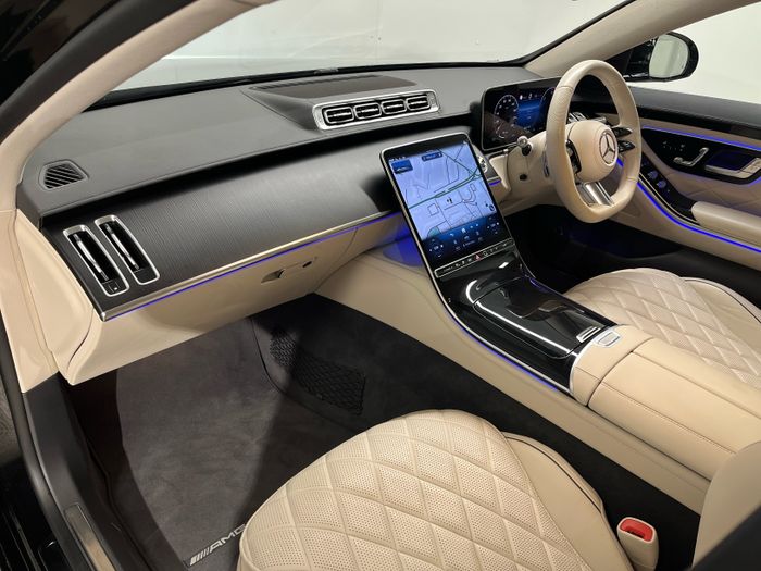 Mercedes-Benz S-Class 2025