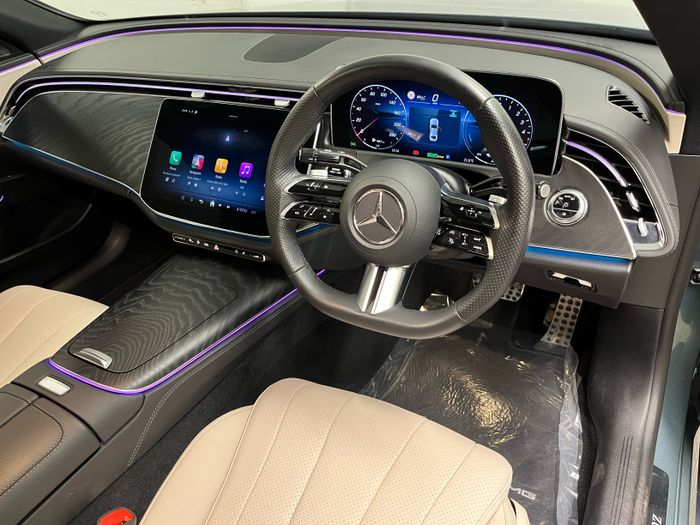 Mercedes-Benz E-Class 2024