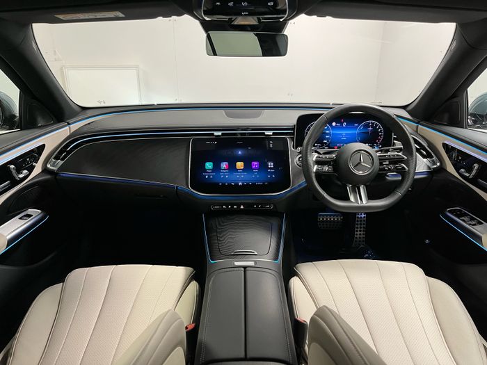 Mercedes-Benz E-Class 2024