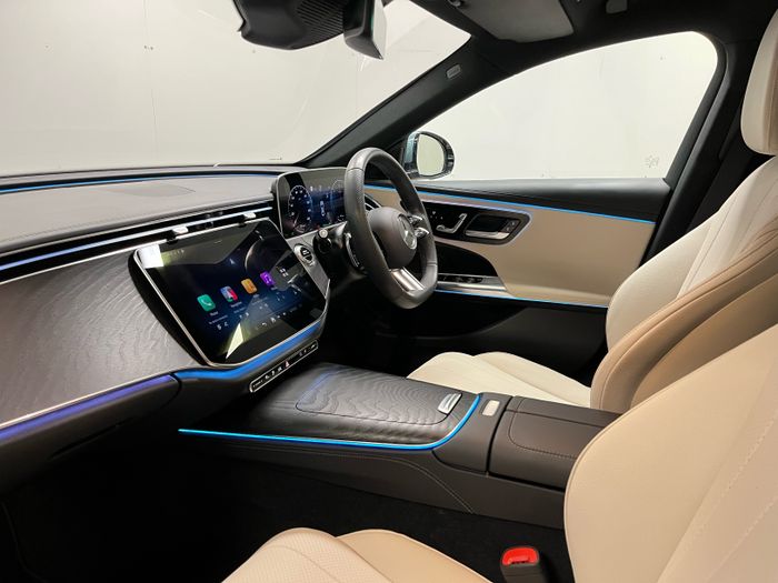 Mercedes-Benz E-Class 2024