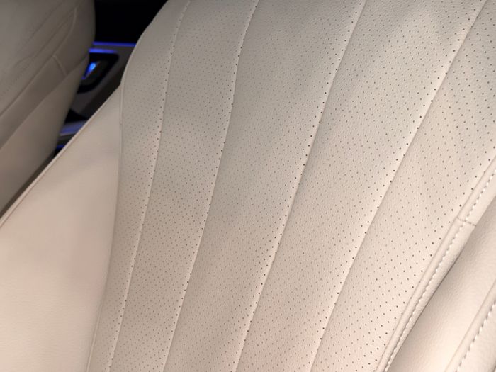 Mercedes-Benz E-Class 2025