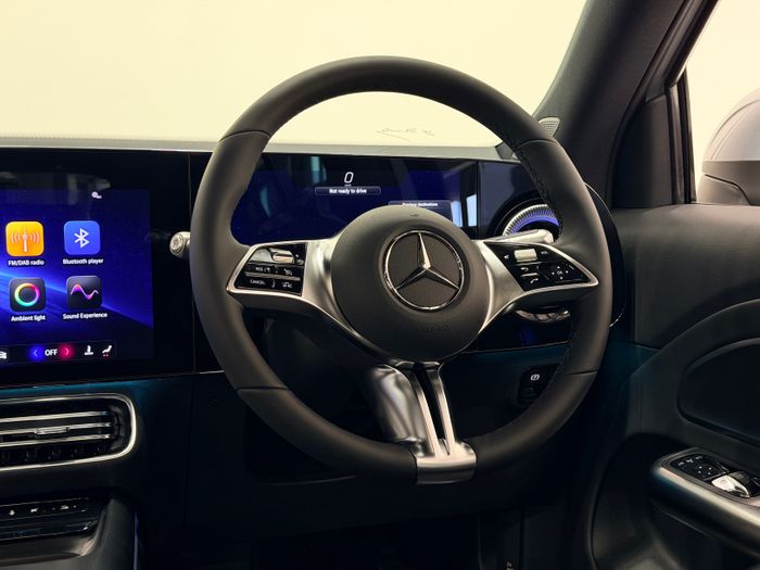 Mercedes-Benz GLB 2026