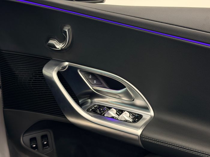 Mercedes-Benz C-Class 2027