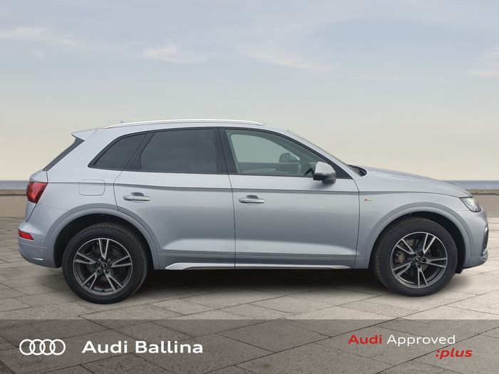 Audi Q5 2021