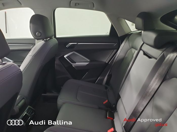 Audi Q3 2021