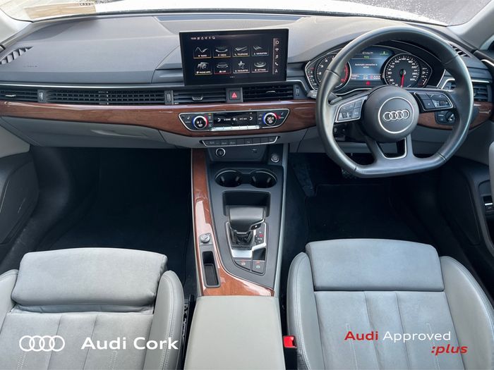 Audi A4 2023