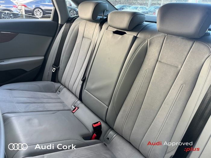 Audi A4 2023