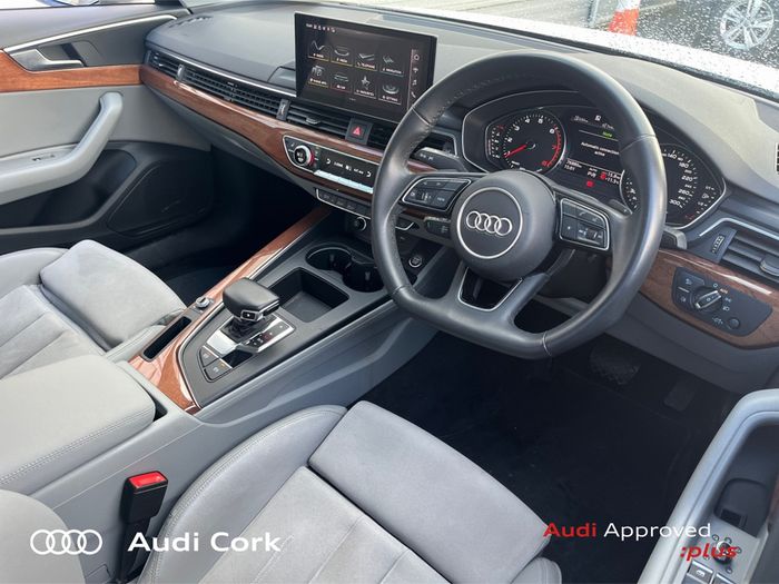 Audi A4 2023