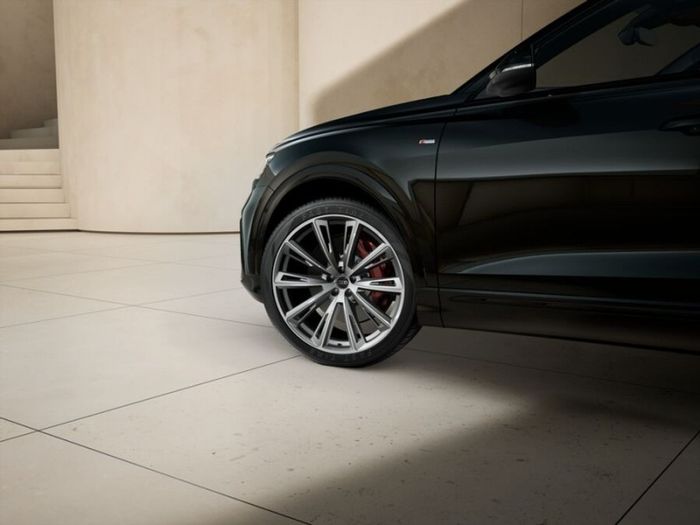 Audi Q8 e-tron 2026