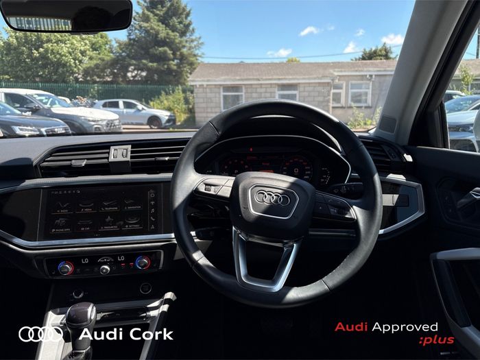 Audi Q3 2023