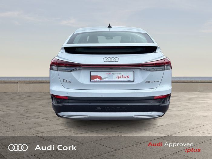 Audi Q4 E-tron 2025