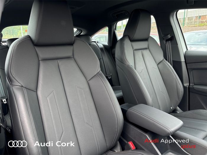Audi Q4 E-tron 2025