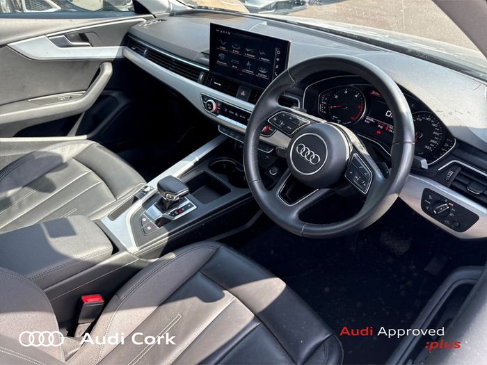 Audi A4 2023