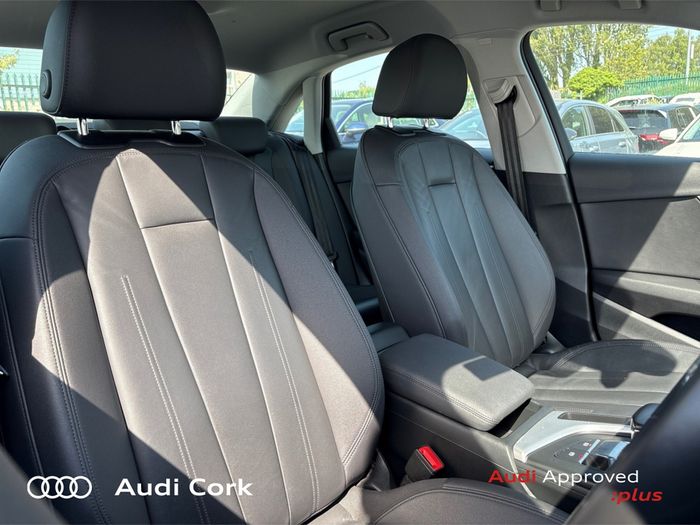 Audi A4 2023