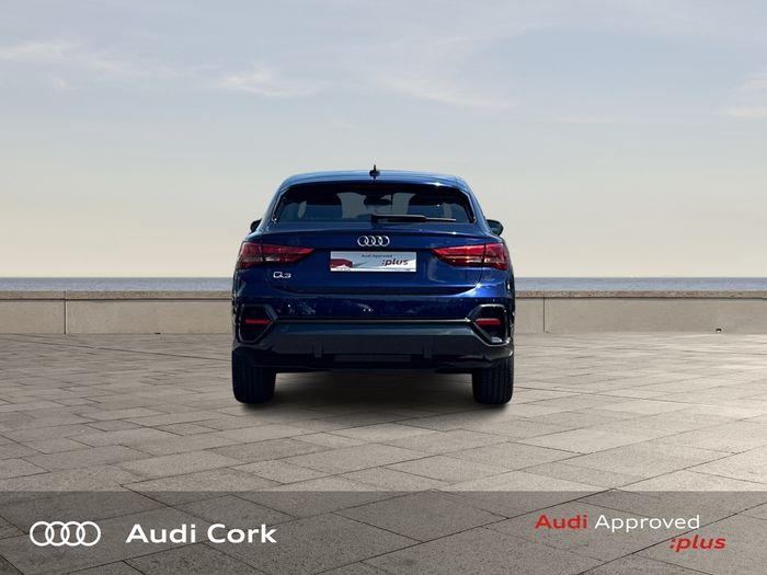 Audi Q3 2021